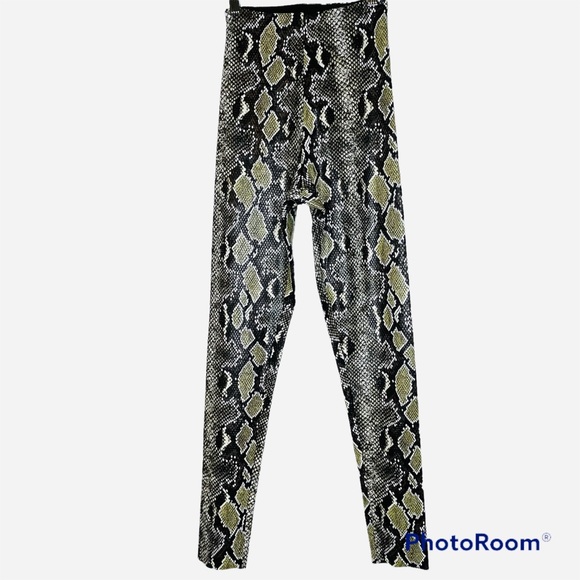 Commando NWT Faux Leather Leggings Olive Snake 12”Rise Sz.Sm - Picture 3 of 14
